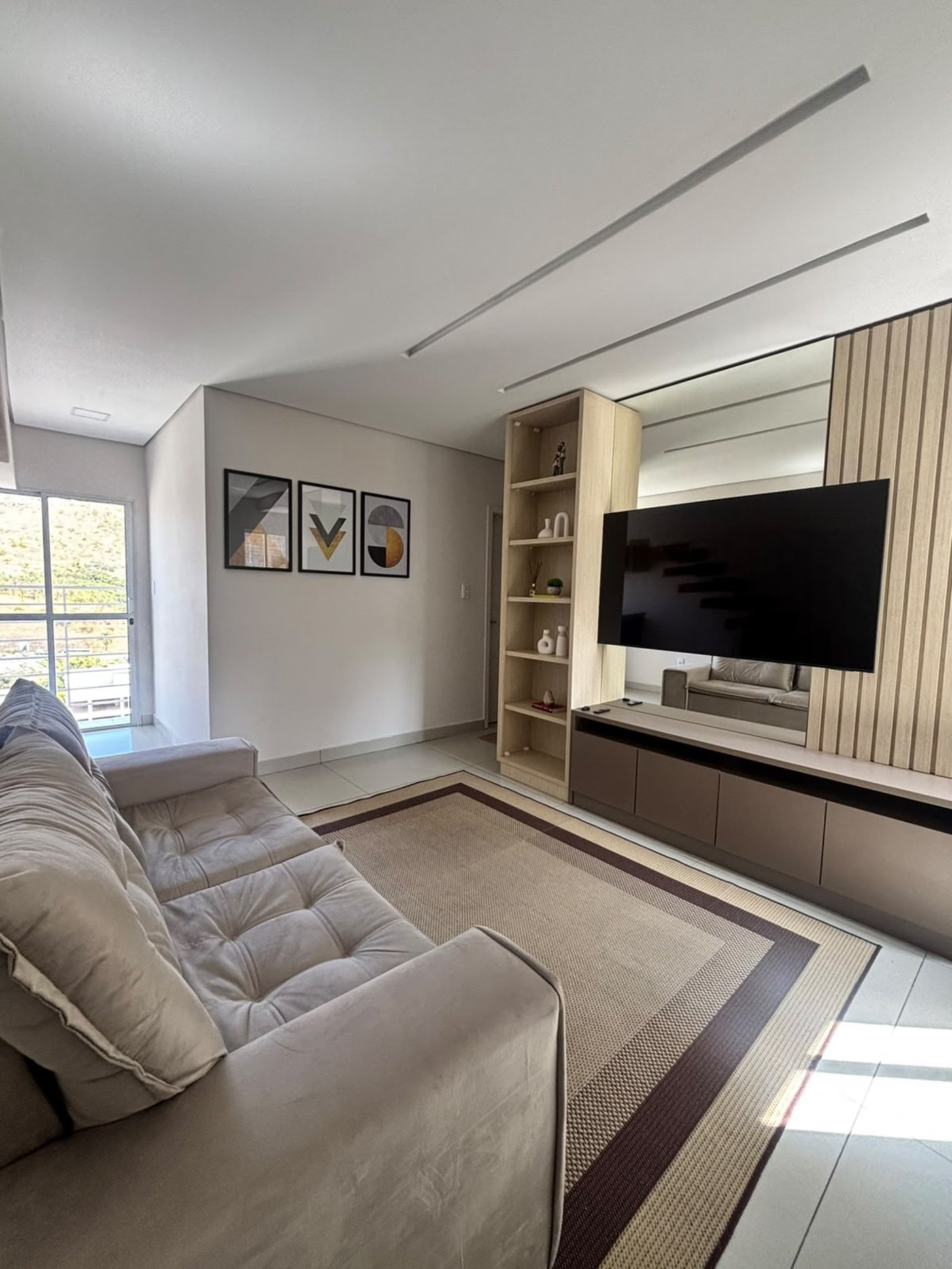 Apartamento à venda com 3 quartos, sendo 1 suíte, em Residencial Summer Ville, Poços de Caldas - MG