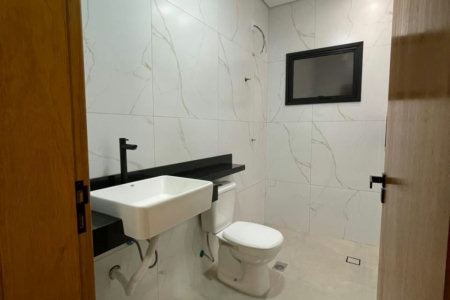 Casa à venda com 3 quartos, sendo 1 suíte, em Jardim Marambaia, Jundiaí - SP