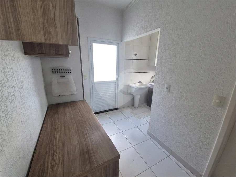 Belíssima Residência de 267 m² com Lazer Privativo no Condomínio Terras do Oriente – Valinhos