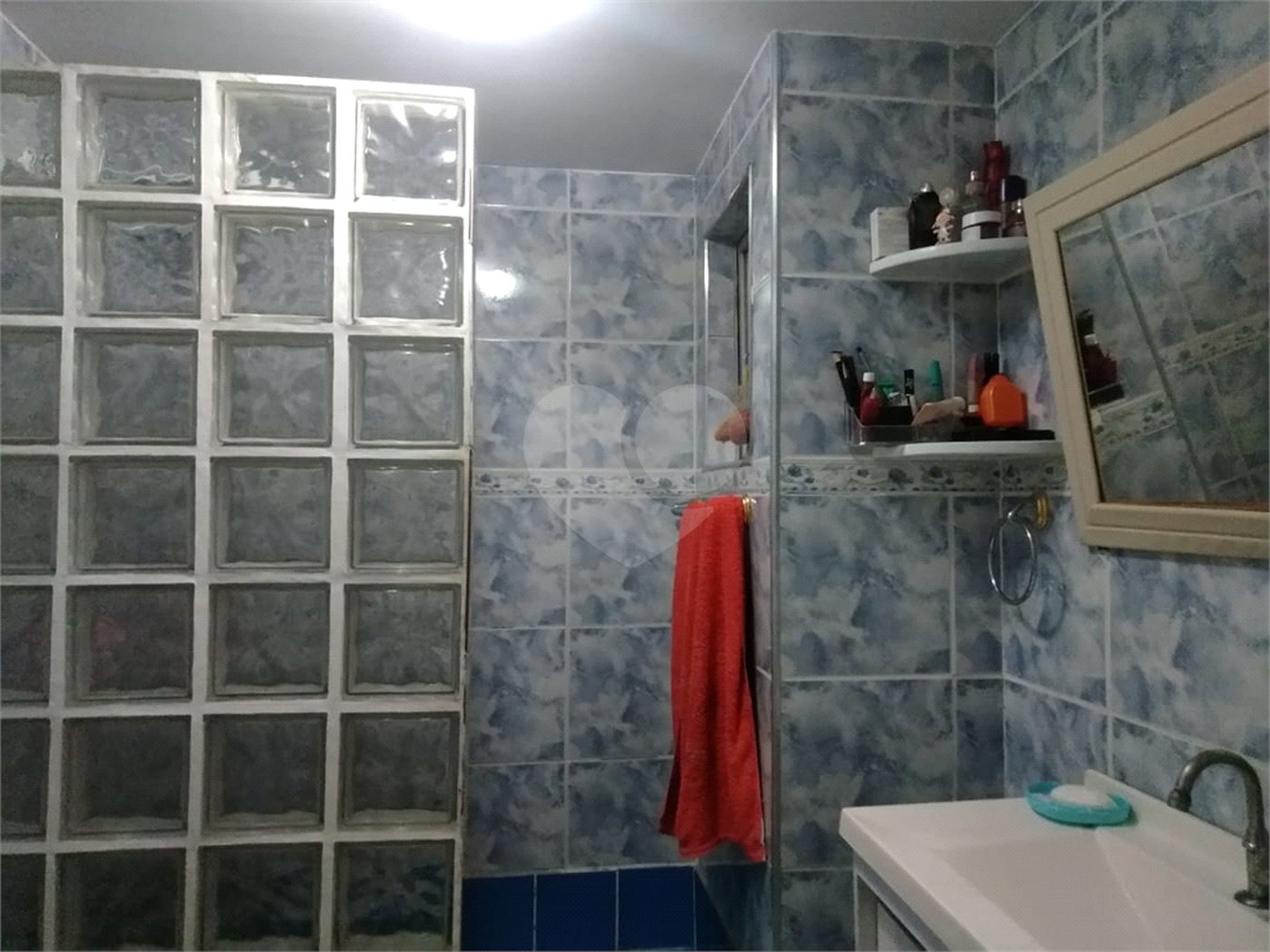 Apartamento com 2 dormitórios e 1 vaga no Tremembé