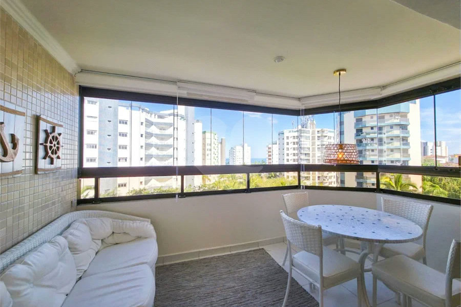 Apartamento à venda com 4 quartos, sendo 2 suítes, em Riviera de São Lourenço, Bertioga, SP