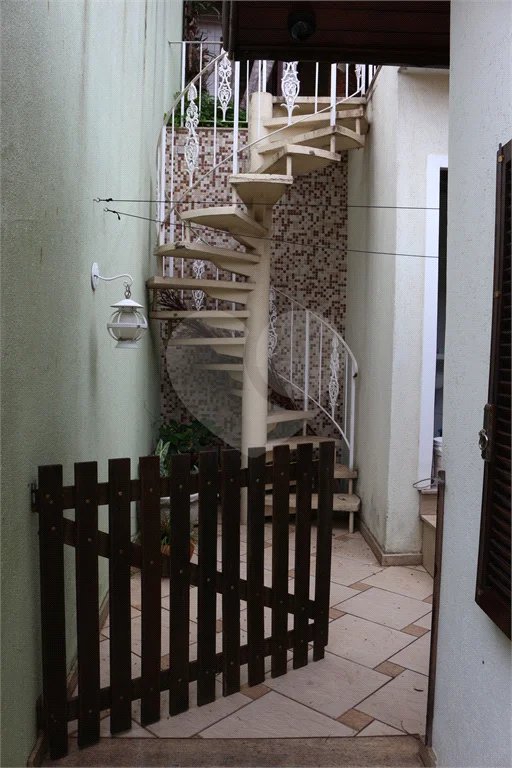 sobrado de 4 dts 2 suites de alto padrao no tremembe