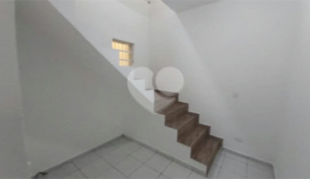 Sobrado à venda com 3 quartos, sendo 2 suítes,  em Bom Retiro, São Paulo, SP