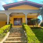 Casa à venda com 4 quartos, sendo 2 suítes,  em Villaggio Capríccio, Louveira, SP