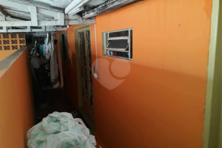 Casa térrea para venda.