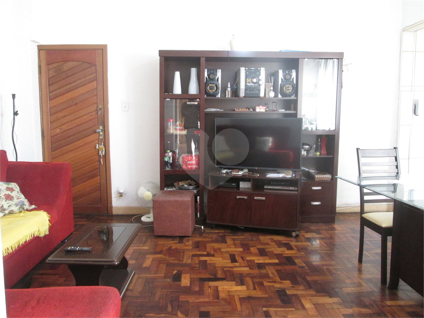 Apartamento com área útil de 72 m², 2 quartos no Bairro do Cambuci.