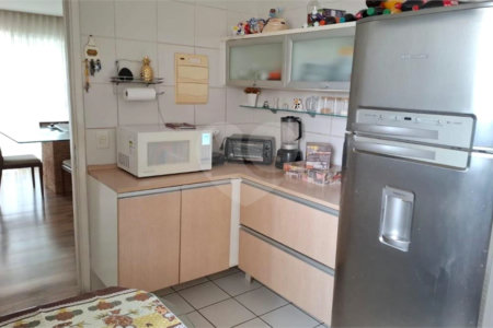 Apartamento a venda no Ipiranga com 3 dormitórios e 2 vagas com 115m² Aceita e estuda Permuta.