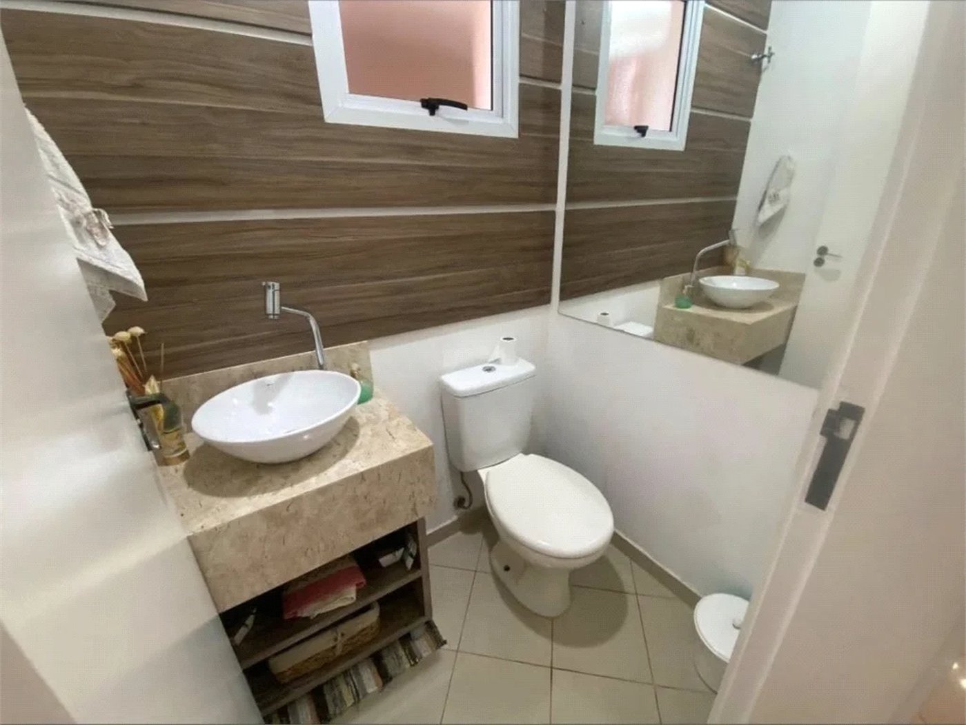 Casa à venda com 4 quartos, sendo 1 suíte, em Vila São Silvestre, São Paulo, SP