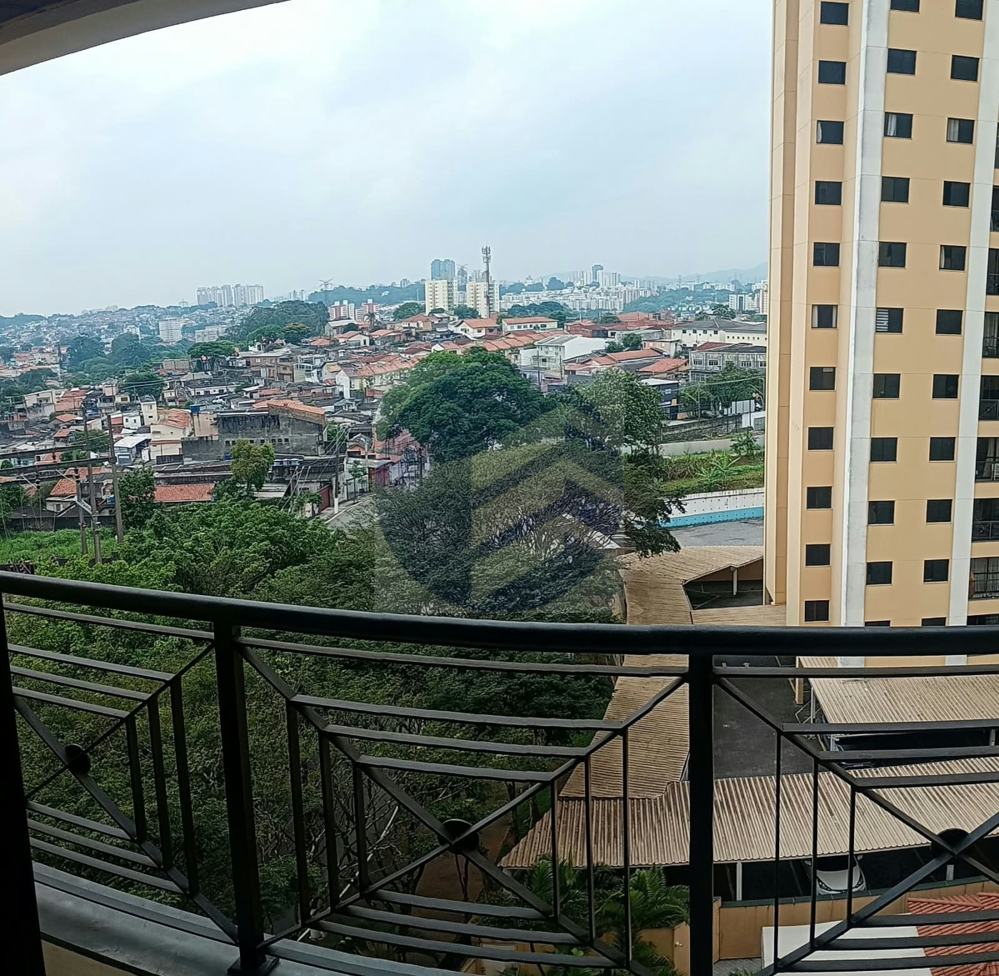 Apartamento à venda com 3 quartos, sendo 1 suíte, em Jardim Esmeralda, São Paulo - SP