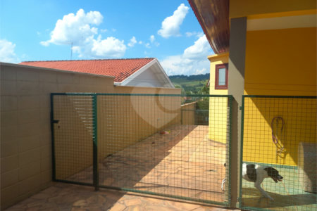 Casa à venda com 4 quartos, sendo 2 suítes,  em Villaggio Capríccio, Louveira, SP
