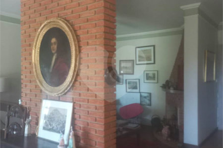 Excelente sítio, localizado no Jardim Tangará