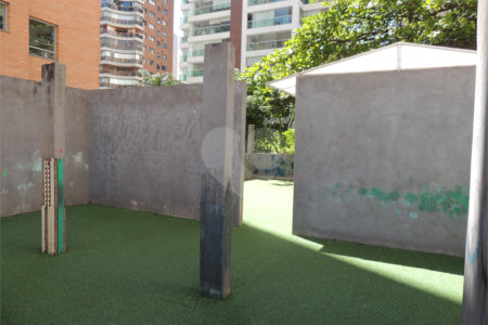 Excelente Casa Térrea Comercial em Região Nobre !!!