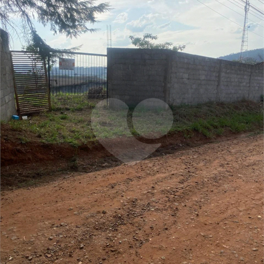 Terreno 1000 no Chácara Brasil