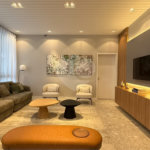 Indaiatuba- Sp - Edificio Athmosfera- R$ 1.800.000,00 - andar alto - 130,00 ms de area util - 3 suites, lavabo, sala 2 ambientes, 3 vagas de garagens - Area de lazer - Brinquedoteca - Piscina - Portão eletrônico - Portaria 24hs - sala de ginástica - Salão de festas - Salão de jogos - Cinema