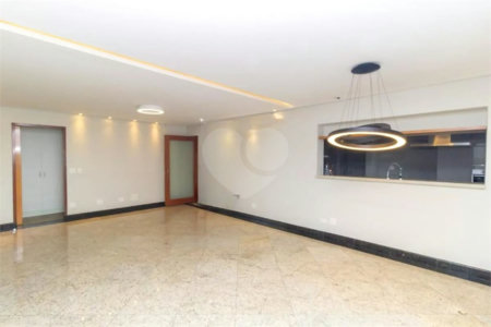 Cobertura no Ipiranga à venda com 340m², 4 quartos e 4 vagas Estuda Permuta