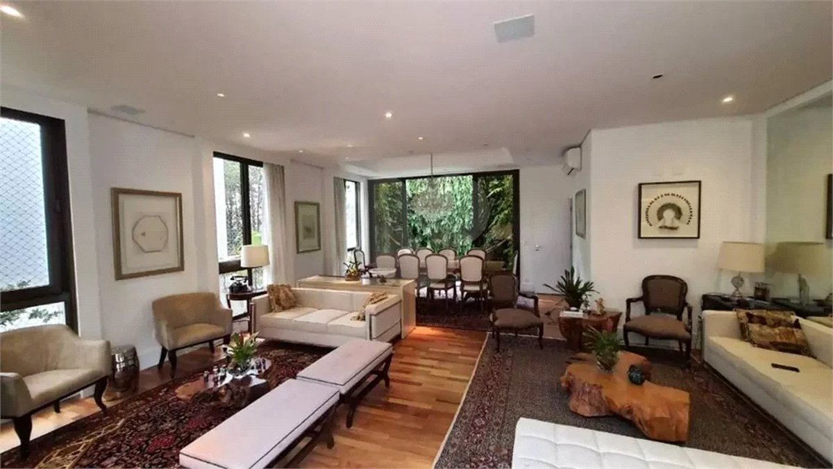 Casa com 3 suítes à venda, com 3 suítes e 4 vagas - Cidade Jardim - São Paulo/SP
