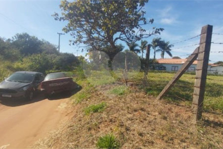 Sitio no Jardim Embaré