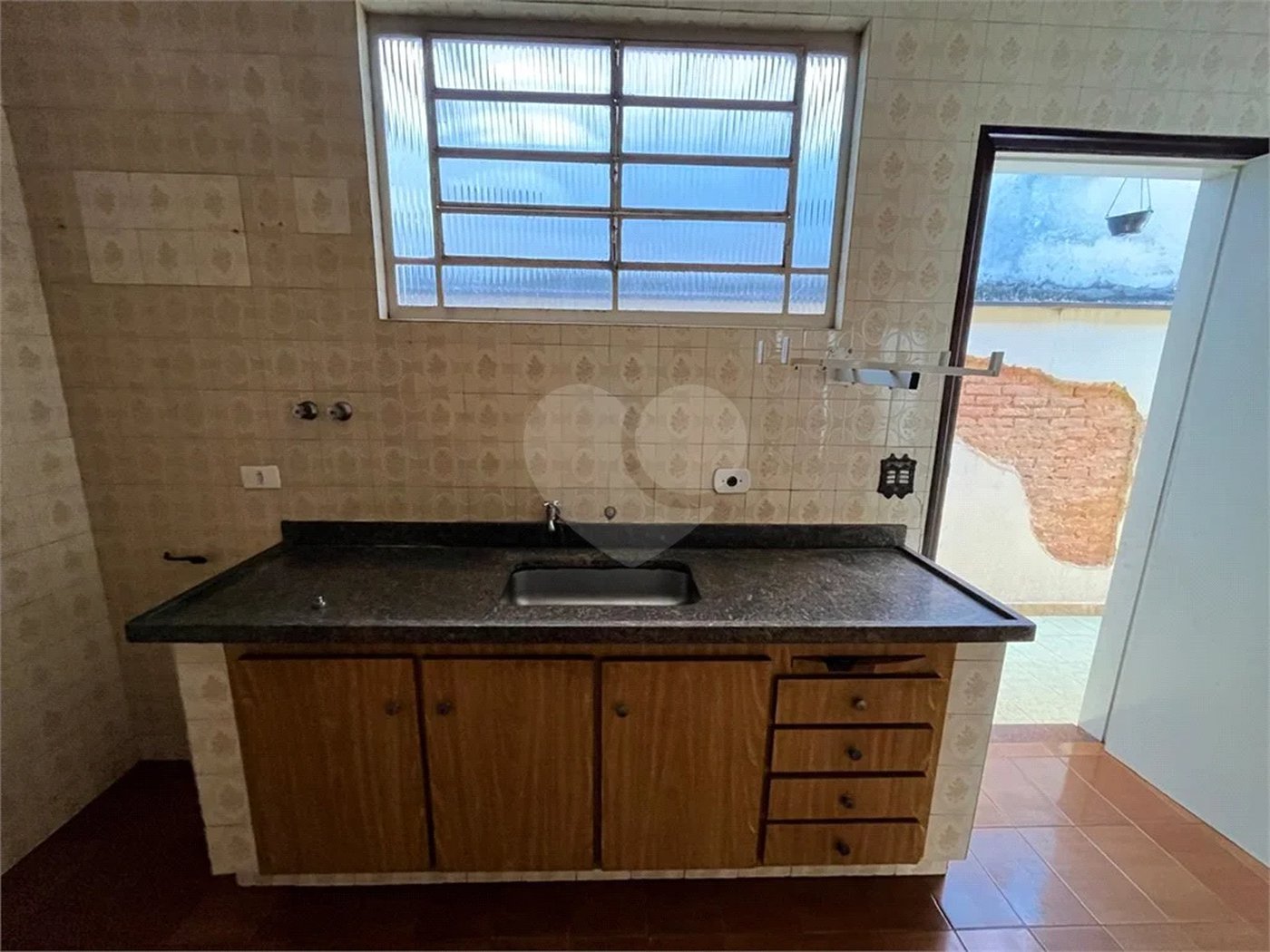 Excelente imóvel no bairro alto. Oportunidade comercial!