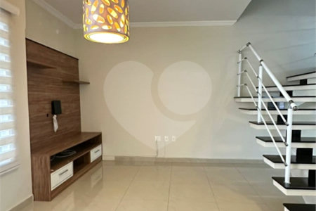 Indaiatuba- Villagio de Itaici- Venda - terreno 150,00 ms - construida 144, 15 ms - 3 dorms, 1 suite, sala, cozinha, wc - R$ 999.900,00 -Área de lazer conta com: Salão de festas - Piscina - Clube - Playground - Academia completamento bancário. Imóvel locado em setembro 2024, venda para investidor,