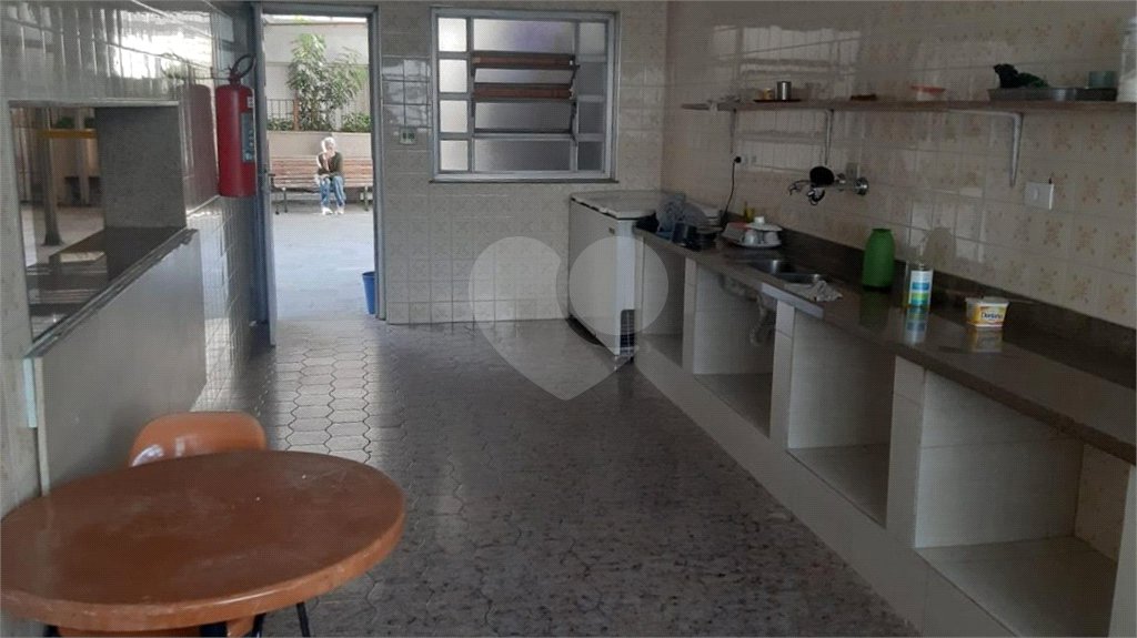 Apartamento à Venda | 327 m² | 4 dormitórios (1 suíte) | 2 vagas na Mooca!