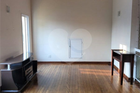 Casa térrea à venda 350m² - Saúde
