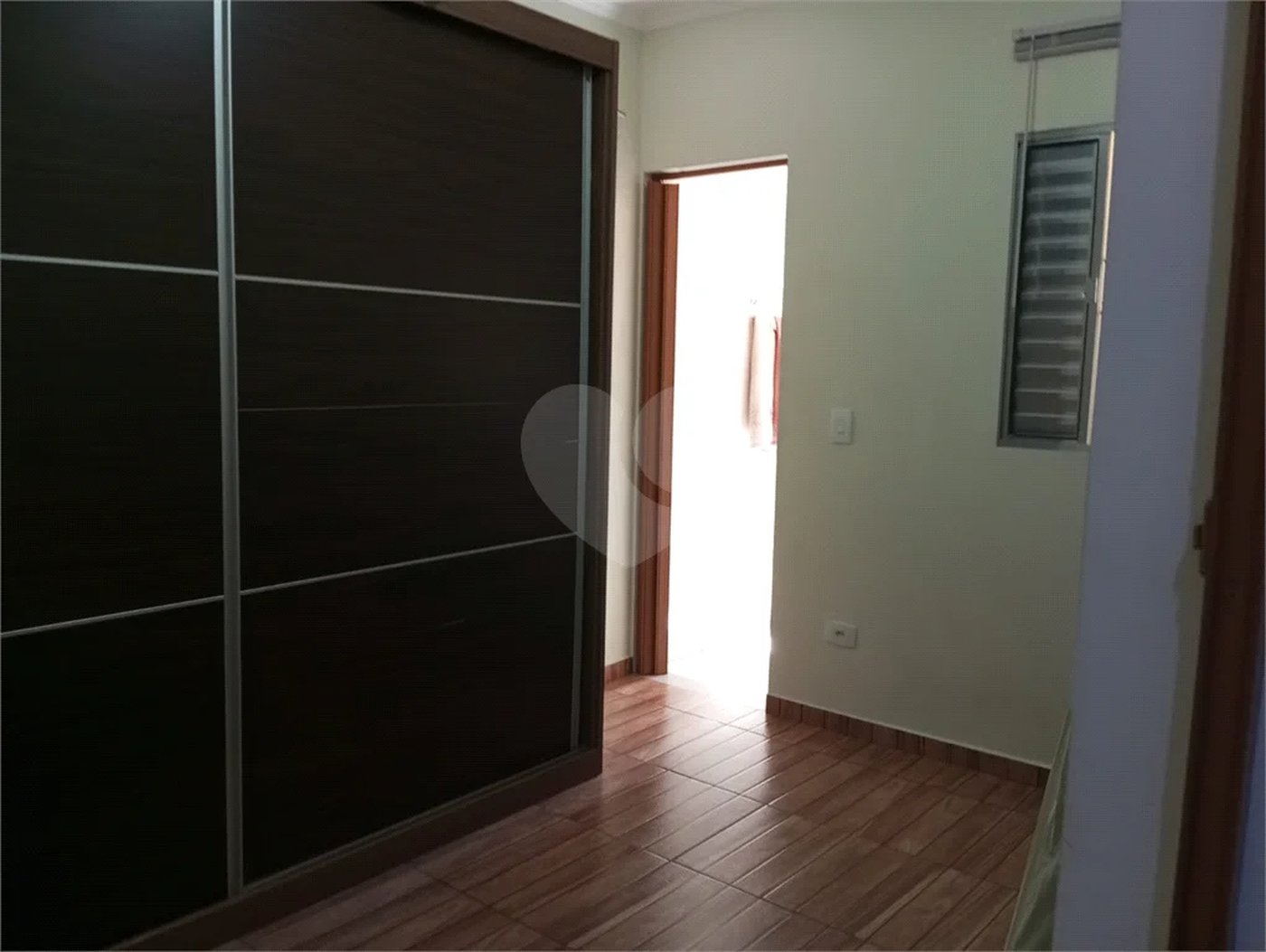 Terreno á venda com 2 casas na Vila Rosália, Guarulhos, SP.