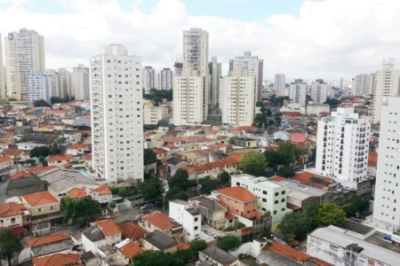 Casa Térrea de Vila - 2 Quartos / 2 Vagas - metrô Alto do Ipiranga