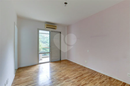 Apartamento no Alto da Boa Vista Condomíno com vasta área verde, lazer e segurança..