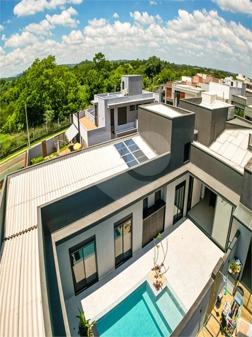 Casa Térrea Evidências - Indaiatuba/SP - R$ 1.950.000,00 - Área Total 307,33 m² - Área Construída 201,90 m² - TÉRREA - 03 suítes sendo a master com closet; Escritório; Lavabo; Cozinha com cooktop, forno, micro-ondas e coifa; Móveis planejados na hall de entrada, sala, escritório, cozinha, gourmet, s