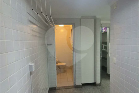 Apartamento de 3 Suítes com Vista Definitiva e Sol da Manhã no Condomínio Club House - Parque do Prado