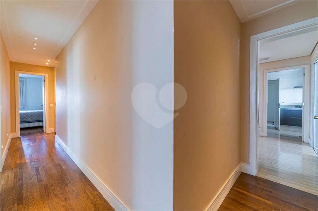 Apartamento para venda no condomínio Piazza Suprema - Praça Visconde de Souza Fontes