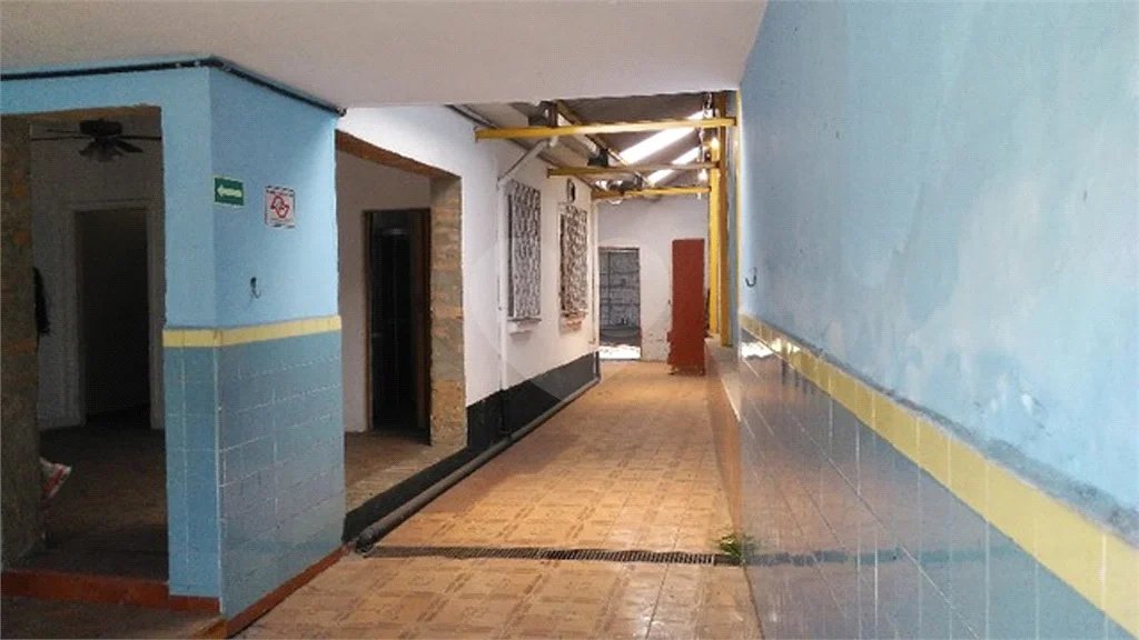 Excelente Casa Comercial no Anália Franco Terreno para LOCAÇÃO e COMPRA.