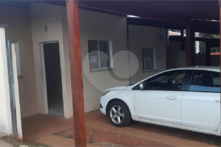 Casa para venda no Bosque dos Jatobás no Distrito de Água Vermelha.