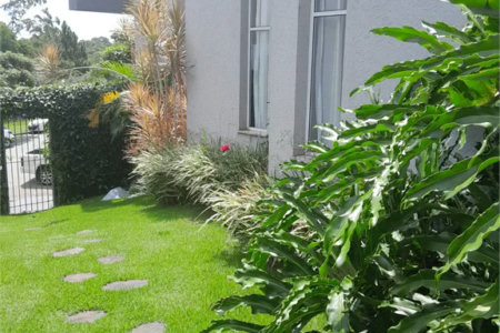 Casa à venda com 3 suítes em Moinho Velho, Cotia, SP