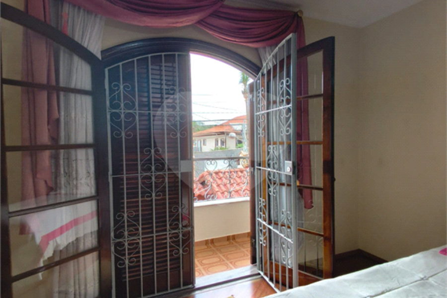 Excelente Sobrado à venda com 281m2 de área construída