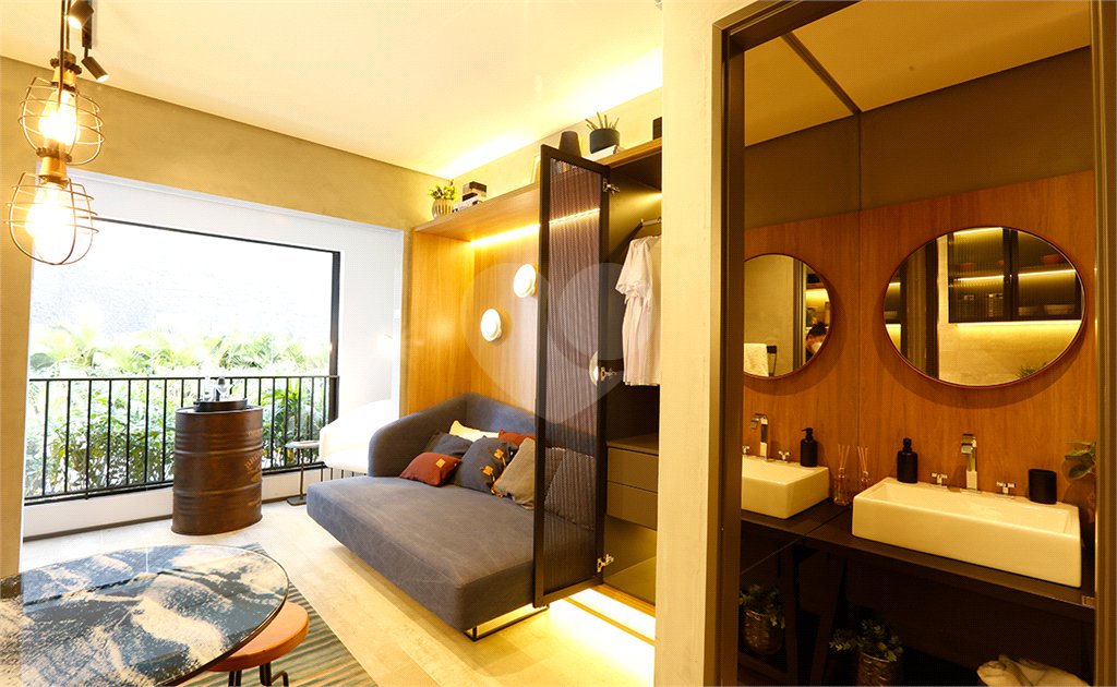 APARTAMENTO Á VENDA EM SP LUZ CENTRO