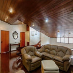 Casa para locação no Jardim da Saúde – São Paulo Imóvel amplo e elegante, com 360 m² de área construída em terreno de 400 m²