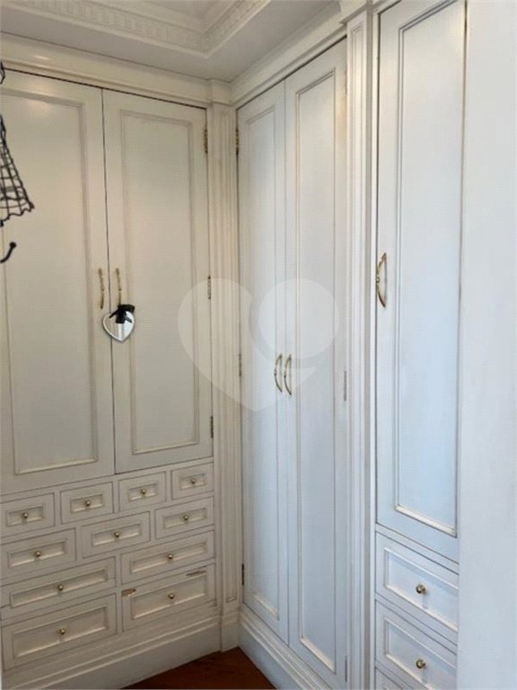 Apartamento à venda com 4 suítes em Santa Cecília, São Paulo, SP