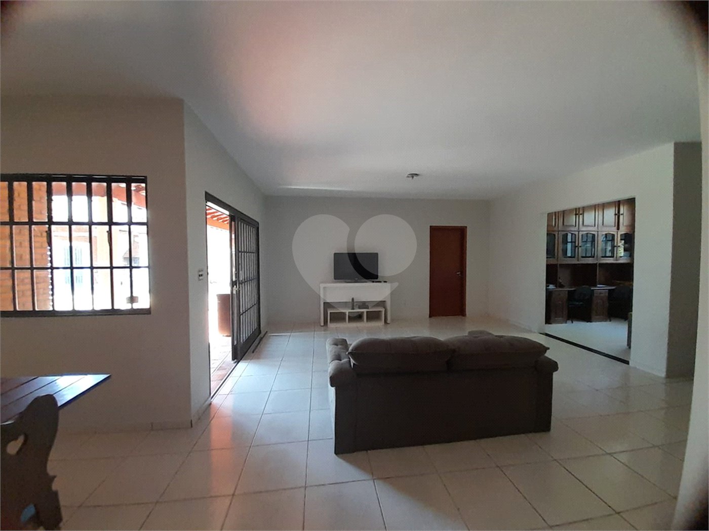 Casa de Alto Padrão à Venda e Locação no Parque Santa Mônica - São Carlos