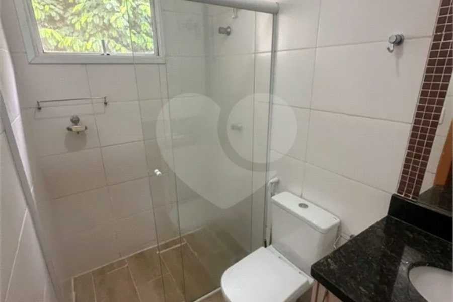 Casa de Condomínio com 3 Quartos e 2 banheiros à Venda, 311 m² por R$ 750.000