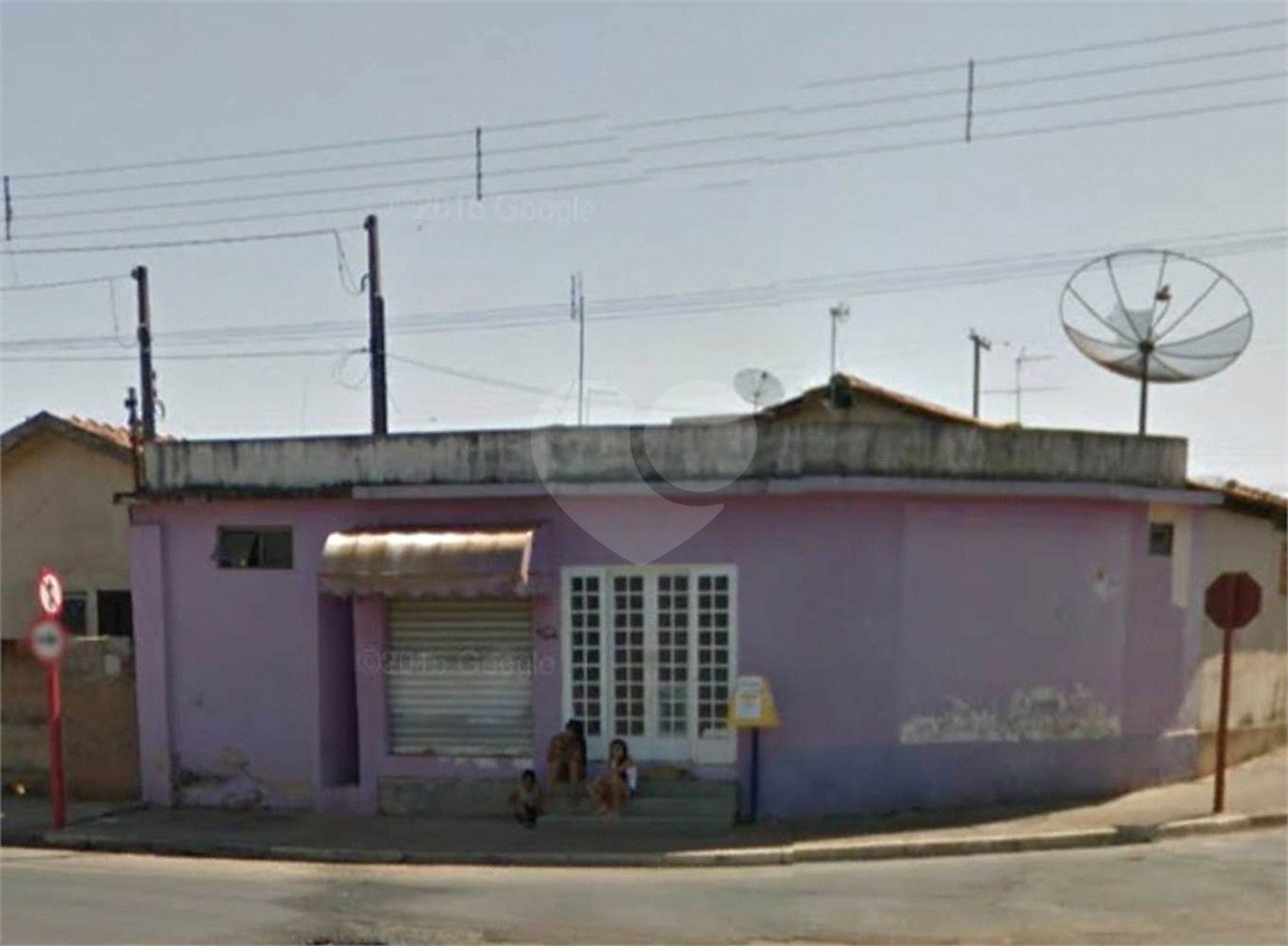 Casa térrea em Ibaté/SP.
