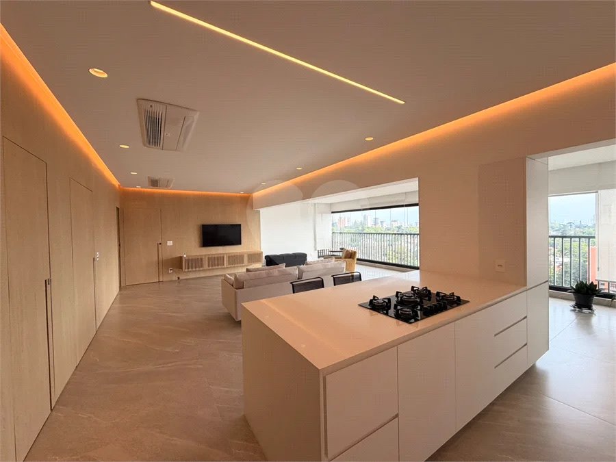 Apartamento para alugar com 2 suítes em Alto da Boa Vista, São Paulo, SP