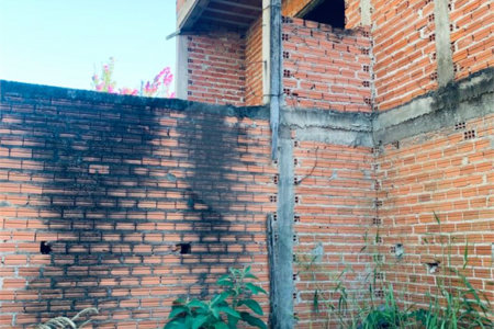 Imóvel em construção bem localizado