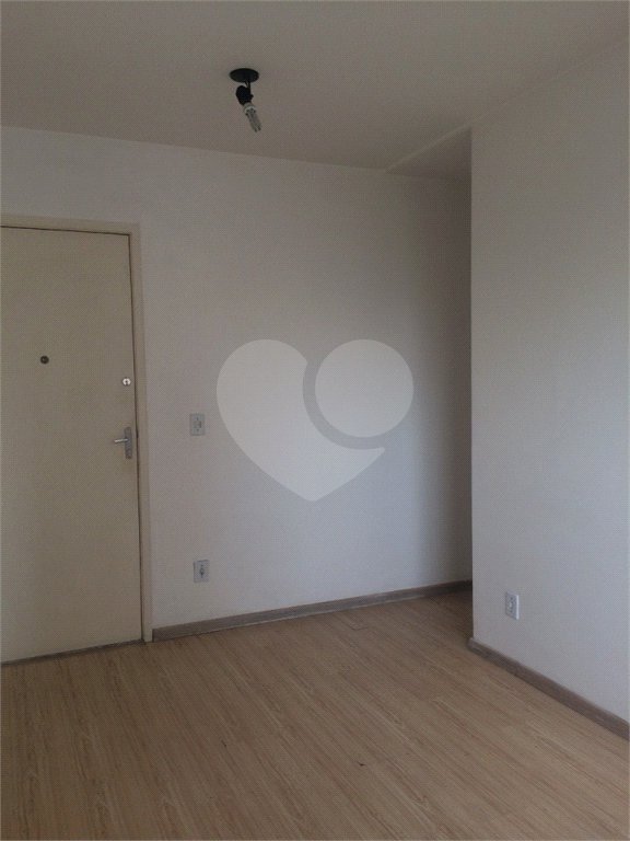 Apartamento à venda no Brás, 2 quartos, garagem