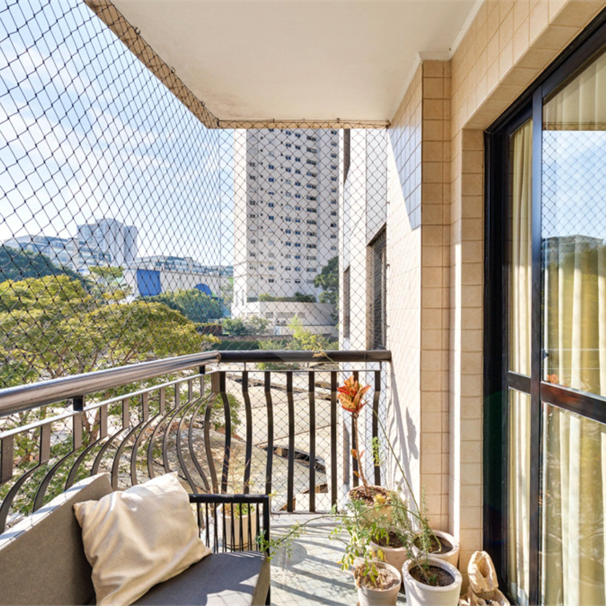 Apartamento com 3 quartos á venda no Alto da Boa Vista, São Paulo - SP
