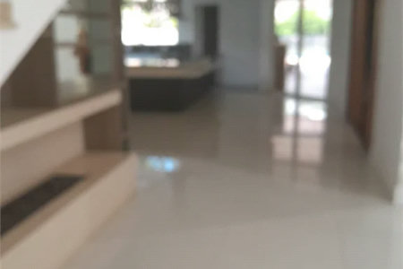 Casa à venda ou para alugar com 4 suítes em Chácaras São Carlos, Cotia, SP