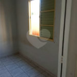 Apartamento no Condomínio Residencial Jardim das Torres.