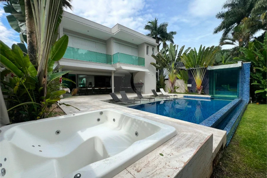 Casa à venda com 6 suítes em Riviera de São Lourenço, Bertioga, SP