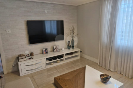 CASA NA ACLIMAÇÃO