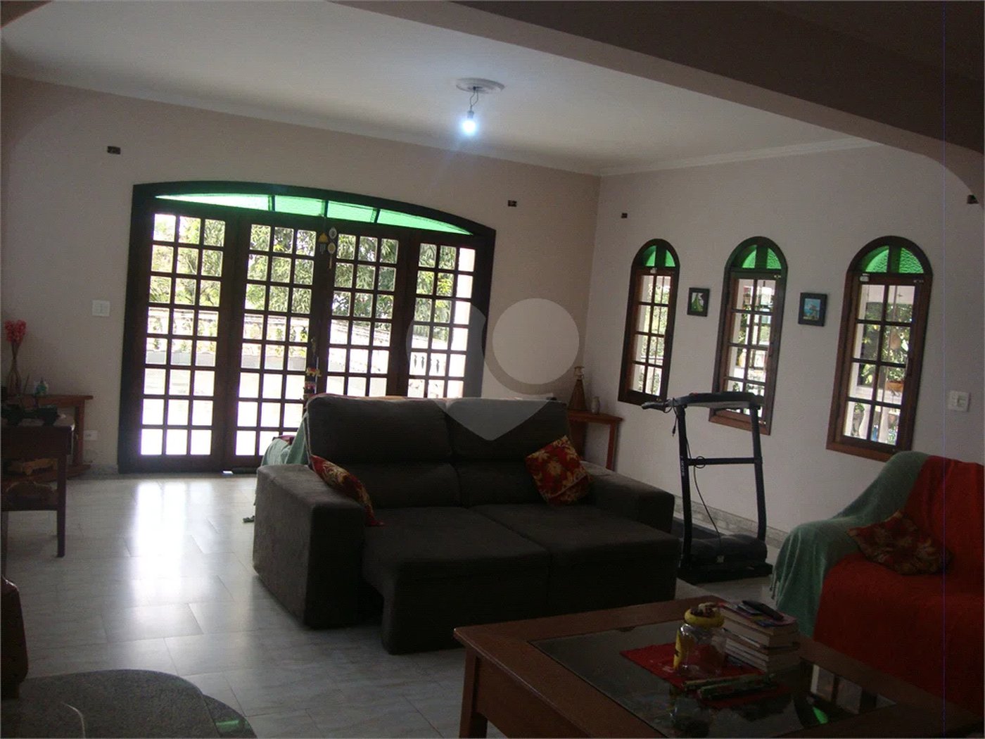 Chácara à venda com 5 quartos, sendo 2 suítes, em Jardim Arujá, Arujá, SP